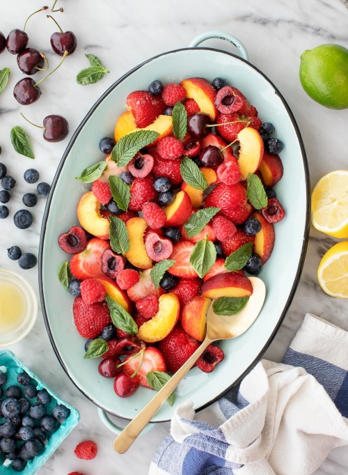 tinykitchenvegan:  Summer Fruit Salad