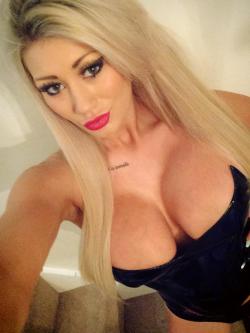 Is any girl hotter than the grogeous Sophie Dalzell?  Follow