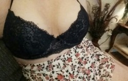 pink-butts:  My boobs look nice today 💋