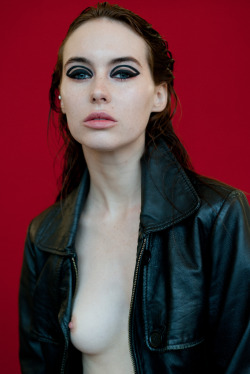 walnutwax:  KIMI LYSETTE (lenis modls) BY WALNUTWAXMUA REBECCA