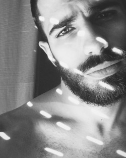 temporada-de-caza:  TEMPORADA-DE-CAZA: Hairy Men-Beard-Tattoo