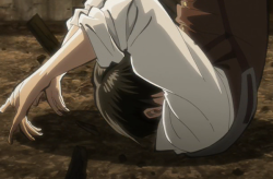 Can we talk about Levi’s fingers here or