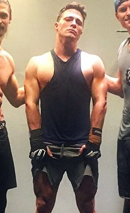 zacefronsbf:Colton Haynes   gym