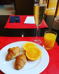 Champagne for breakfast #lifestyle by harmonyreigns