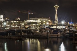 equalmotion:Night time wandering around South Lake Union. http://ift.tt/2oTHpd6