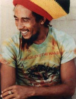 trapgoddessxo:  gitarvekahve:  Happy Birthday Bob Marley ! 