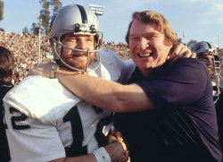 siphotos:  Oakland Raiders head coach John Madden and quarterback