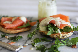 ilufood:  smoked salmon sandwich with herbs and lemon aioli 