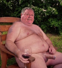 chubmilk:  Bring me some thick and delicious daddy dick
