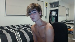 youknowwhatidid:  hotgayblogblr:  i´m in love <3   Follow