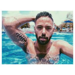 betomartinez:  Thanks Jonathan for the hot HUGE CUMSHOT Video.