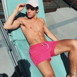 highkeydolan: Lovin the shorts 