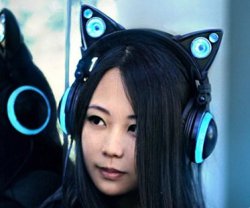 awesomeinventions:  (via Cat Ear Headphones) 