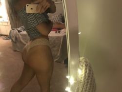 red-summer-dress:  here’s some booty gains for y'all and since