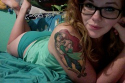 girlswithglasses:  shannonmarieeee, fellow tumblrshannonmarieeee:Blue