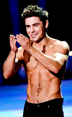 nicole-kidmann:  Zac Efron at the MTV Movie Awards 2014. 