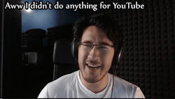 tinyblogtim:  Markiplier: Professional YouTuber(who forgets about YouTube)Charity Livestream - April