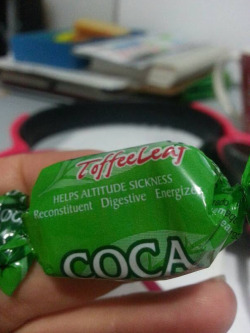 baasuescum:  Coca candy HELPS ALTITUDE SICKNESS Reconstituent