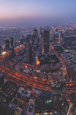 ikwt:  Dubai (Tom Novacek) | ikwt 
