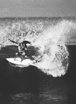 highenoughtoseethesea:  Rob Machado 