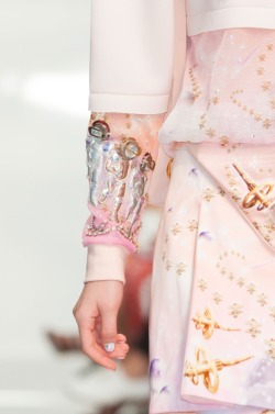 61cy:  manish arora s/s 2015 