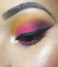 tinkerbelltits:  Sunset Eyes☀️ Morphe Brushes 35B palette