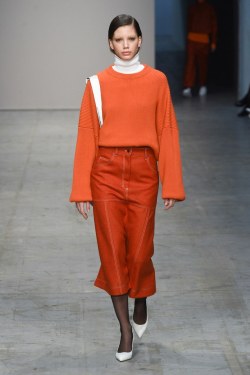 louisvuitttonn:Lucio Vanotti RTW Fall ‘18