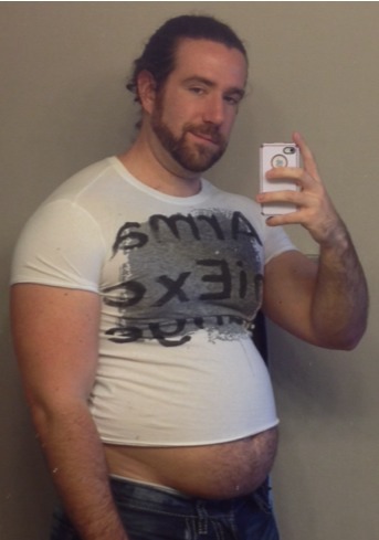 bigdudesarehot:  This fit last fall; I got it for Chanukkah. Also, I should stop slouching.