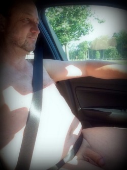 Nude in my Car, driving from Munich… Let me know if you know