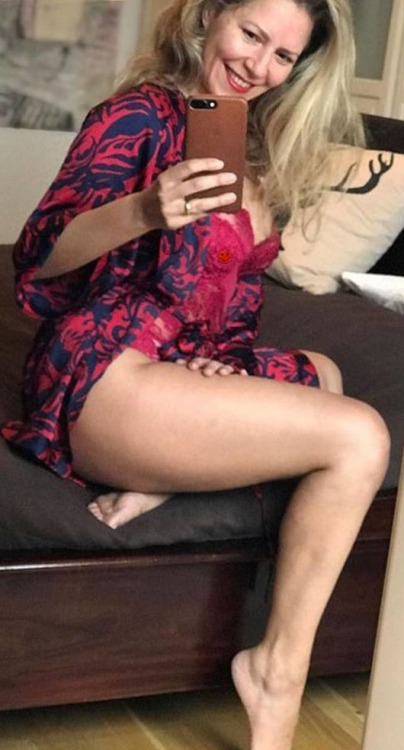 Elegant Desires of an Adult Straight Male