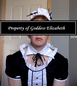 humbledmales:  goddess-elizabeths-sissy:  Modeling my new sissy