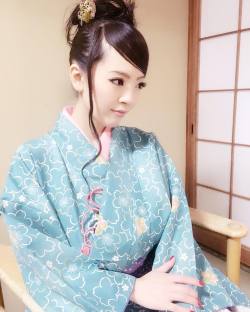 #週刊大衆 #kimono by official_hitomitanaka