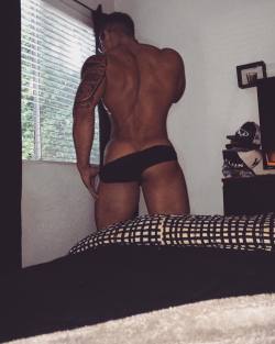 manrumpsxxx:  Follow Me For The Sexiest Rumps On Tumblr