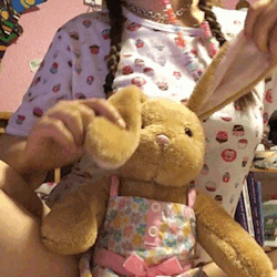 princesspearlypie:  Muffy loves playing! And I love my new onesie