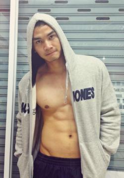 evianguy:  Hawt Asian Studs! 