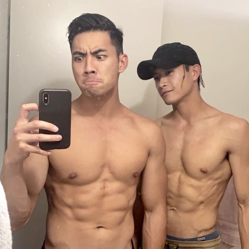 :asianbrosexy: