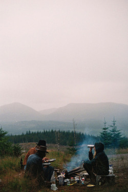 laekoa:  ☮nature, vintage, hippie blog☮ following back similar