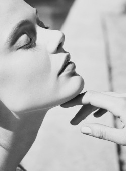 stormtrooperfashion:  Frida Gustavsson in “Specilal Beaute”