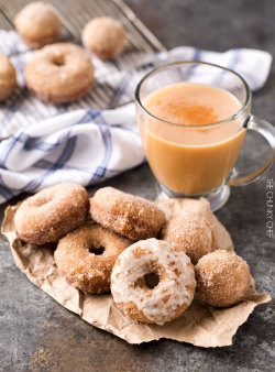 royal-food:Baked Vanilla Chai Donuts