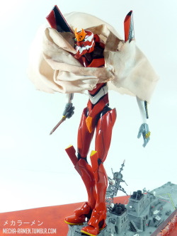 mecha-ramen:  EVA-02 | http://lagrange1.blogspot.com/ 