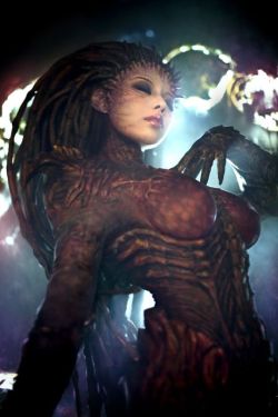 dirty-gamer-girls:  Source: Queen Of Starcraft Sarah Kerrigan