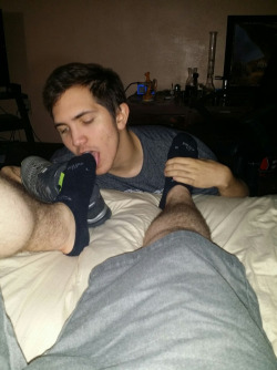 dirtysmellysocks:  http://dirtysmellysocks.tumblr.com/