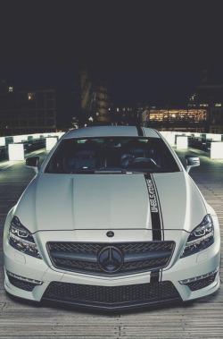 justphamous:  Benz CLS 63 AMG | More