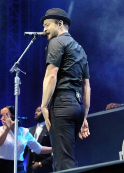 bromancebooty:Justin Timberlake - nice ass