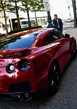 dreamer-garage:  Nissan GT-R (via)