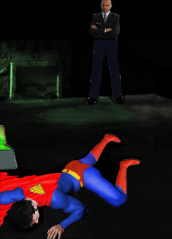 Superman unconscious and weak in Â Luthorâ€™s Kryptonite