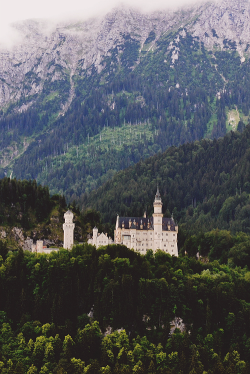 hellanne:  (by Elena Laustsen)  The dreamcastle of Ludwig II.