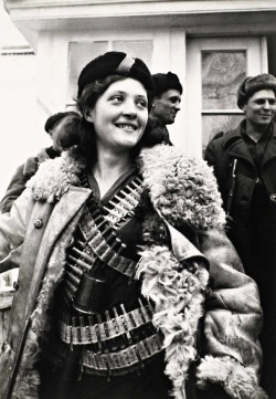 Thomas Arkady Shaikhet - Olga Mekheda, Partisan Girl, 1942.