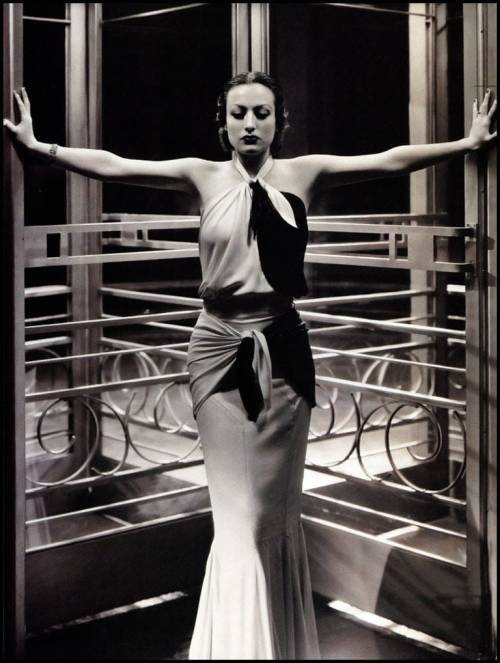 Joan Crawford Nudes & Noises  