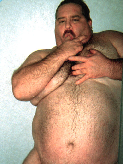 6cubchubbigmeat:  6cubchubbigmeat  Love me some moobs
